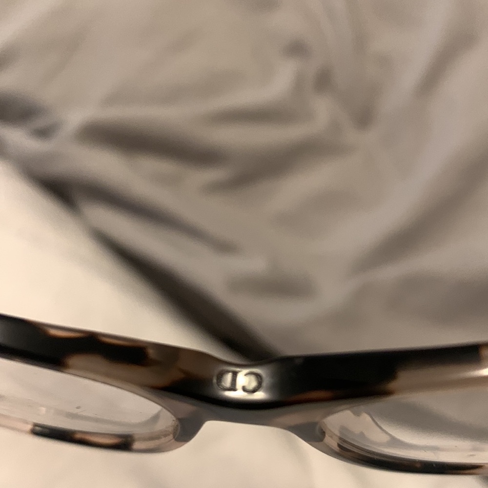 Dior Women’s Glasses. No prescription! - Picture 4 of 8